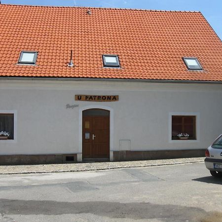 Penzion U Patrona Kouřim Exterior foto